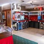 酒店 Tommy Wellness &