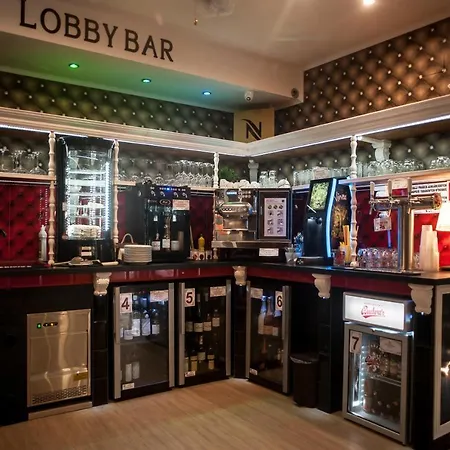 酒店 Tommy Wellness & 纳霍德