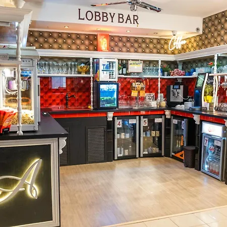 酒店 Tommy Wellness & 纳霍德