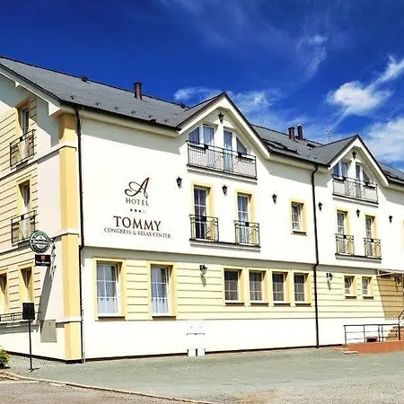 Otel Tommy Wellness & 4*
