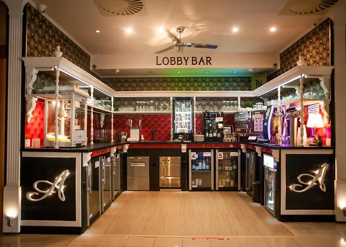 酒店 Tommy Wellness & 纳霍德