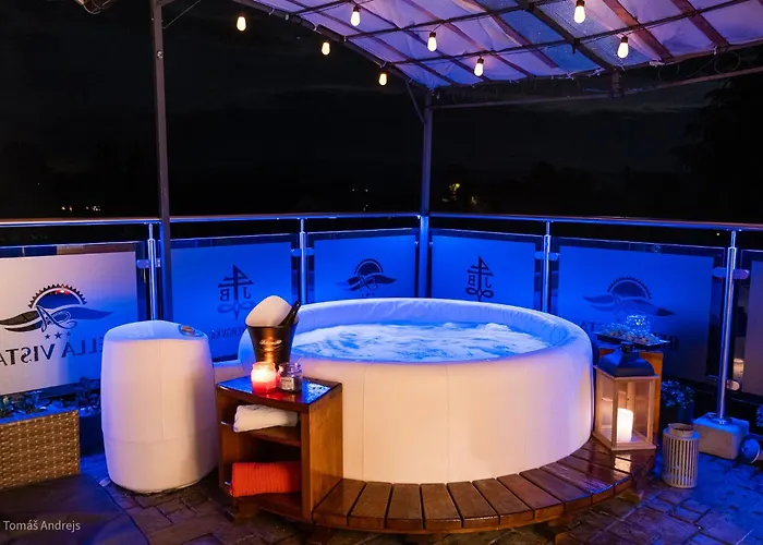 Hotell Tommy Wellness & 4*