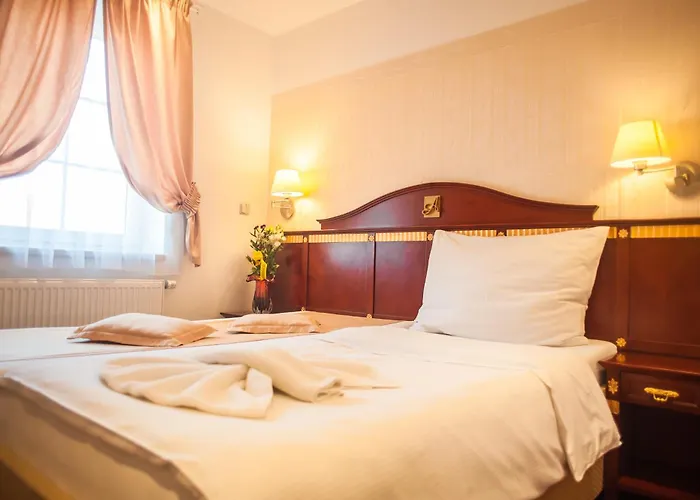 Hotell Tommy Wellness & Náchod